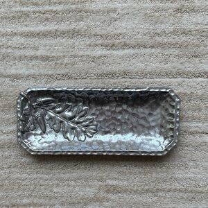 EUC Vintage 2000 Arthur Court Aluminum Small Serving Tray Platter Oak Leaf Acorn
